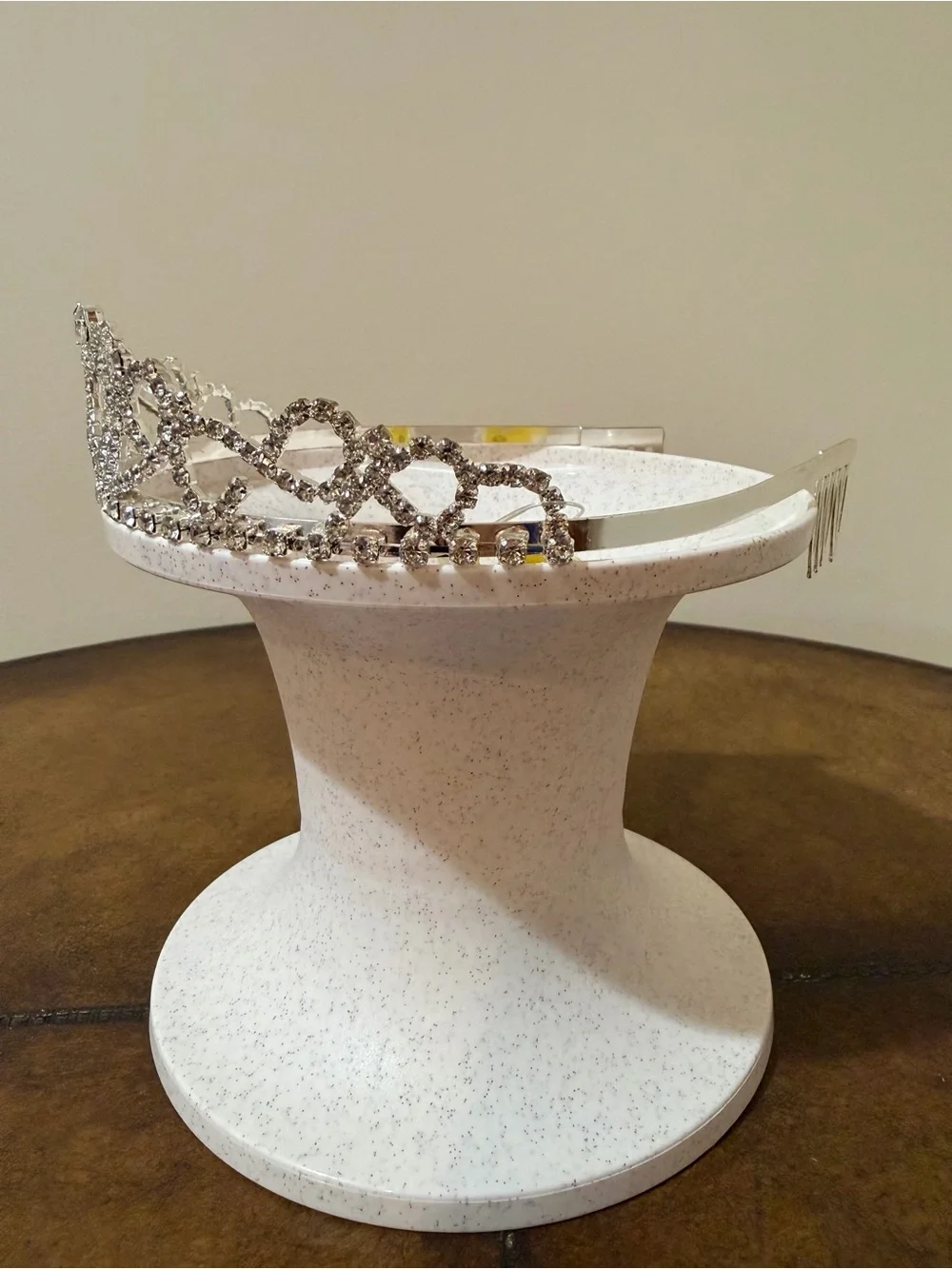 NEW WITH TAGS AUTHENTIC ARRIBAS DISNEY PRINCESS WEDDING PARTY TIARA WITH COMBS 👑